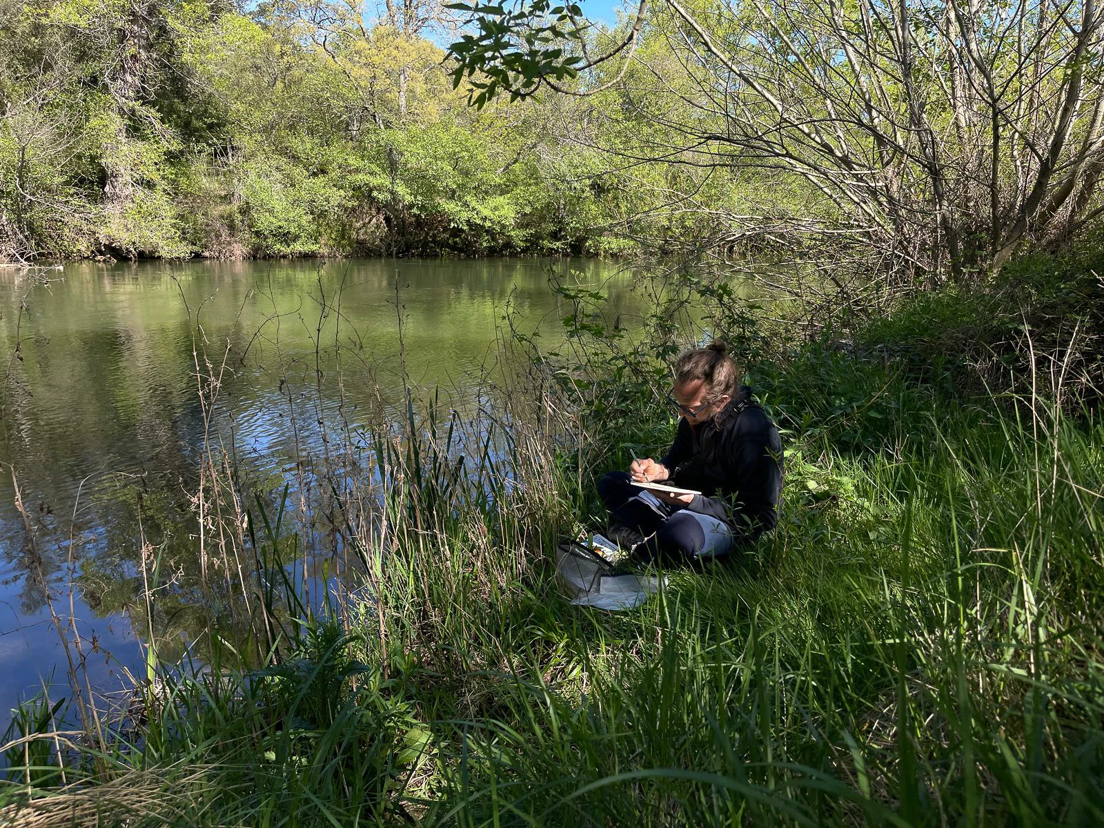 Marco en la orilla del Ebro. Proyecto Cuerpo Ebro, 2025